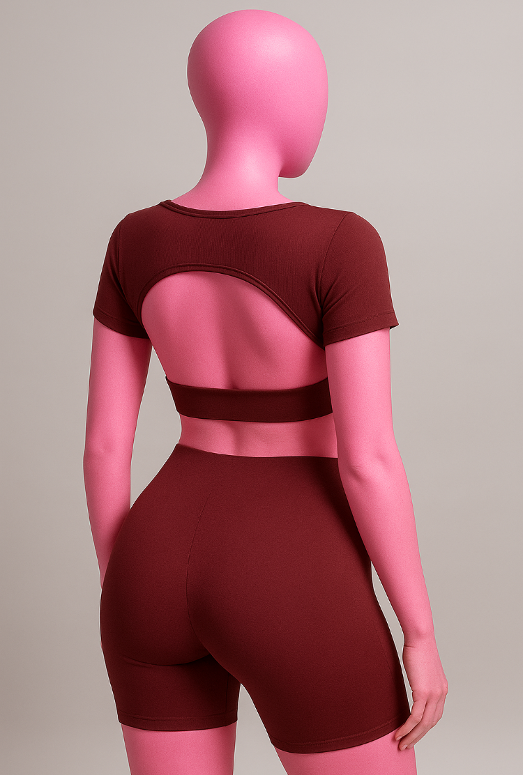 Sports outfit with open back